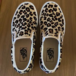 Leopard print Vans slip on size 7.5